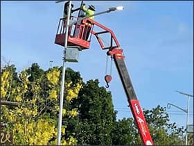 how to install solar street light